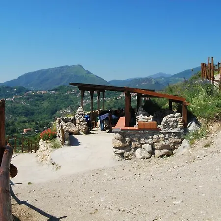 Farm stay Holiday Ranch